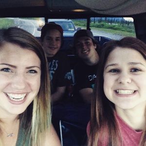 Meet your Posher, Alyssa